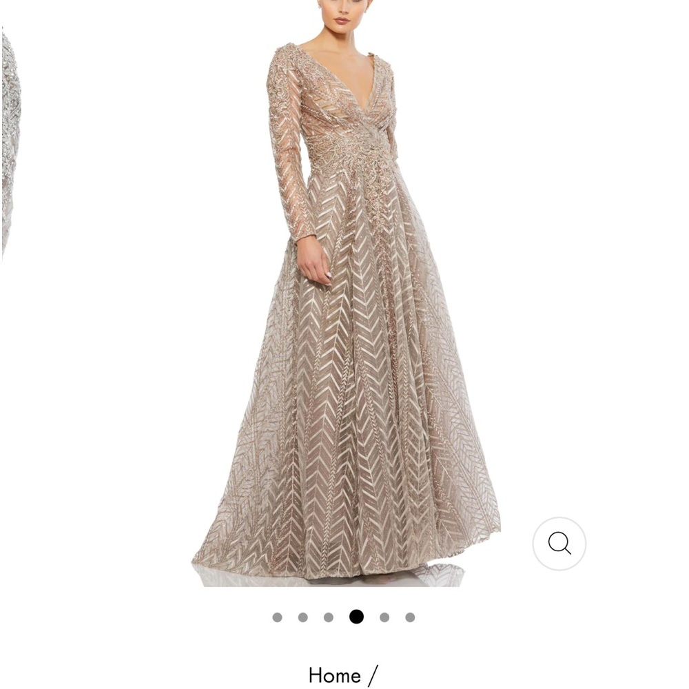 Mac duggal gown size 6 Style #20189 NWT